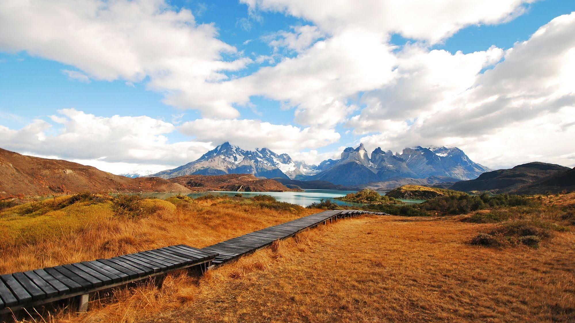 Explora En Torres Del Paine Villa Torres del Paine National Park ภายนอก รูปภาพ
